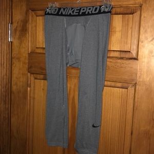 Nike pro combat 3/4 length leggings